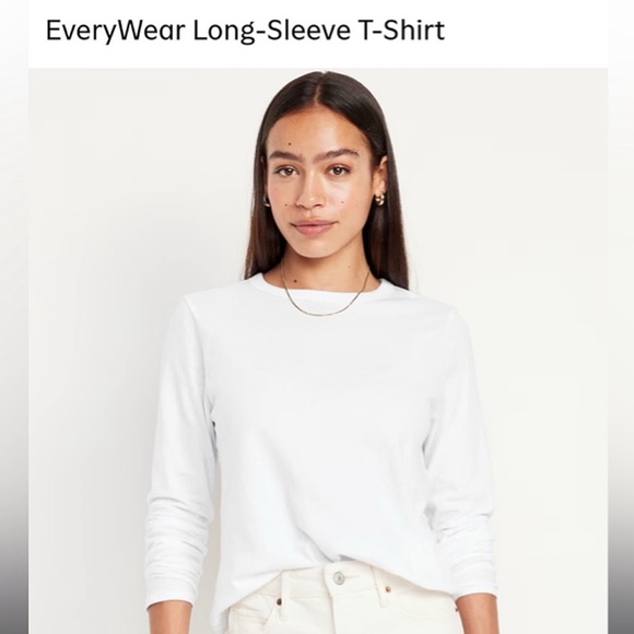 Old Navy Tops - Old Navy White Rayon Oversized T-Shirt NWT 25"p2p